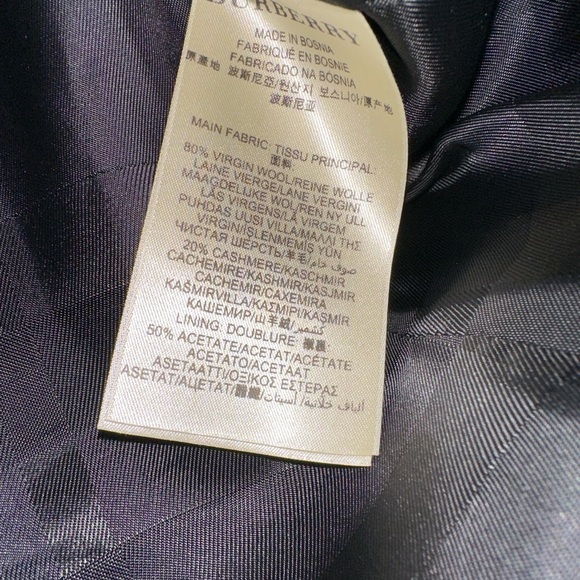 Like new Burberry Prosrum peacoat. Black wool/cashmere blend. - Picture 5 of 6